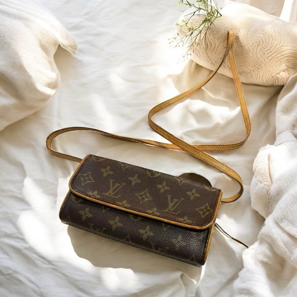 Authentic Louis Vuitton Pochette Twin Monogram Bag Vintage Crossbody